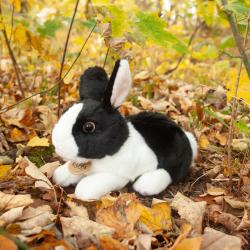 PLYŠ Zajíc 23cm sedící černobílý (plyšová hračka)