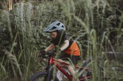 Force DROP zeleno černá downhill přilba