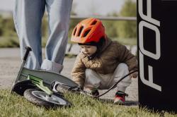 Force ZEBU s blikačkou oranžová dětská cyklistická přilba