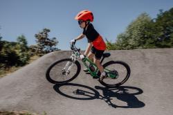 Force ZEBU s blikačkou oranžová dětská cyklistická přilba