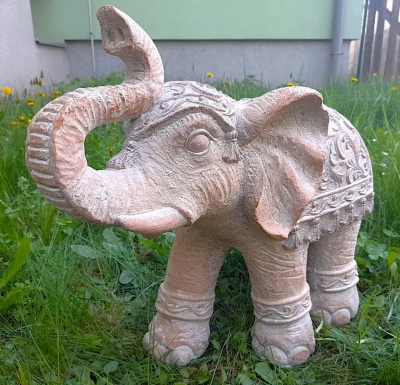 Prodex Slon zdobený maxi světle hnědo-šedý 53 x 43 cm