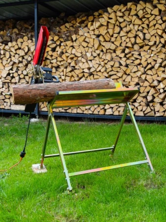 Profi Tools Koza na řezání dřeva s držákem na řetězovou pilu SL-SH001