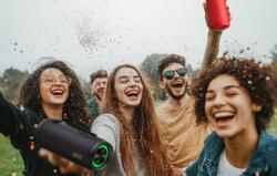 Qcy Bezdrátový reproduktor SP7 (černý)