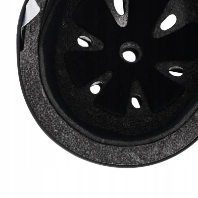 Raven Essto black helma
