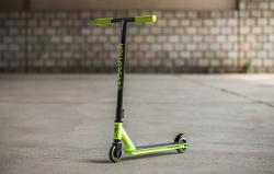 Raven Evolution Rookie Lime freestyle koloběžka