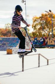 Raven Evolution Rookie Lime freestyle koloběžka