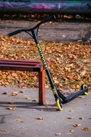 Raven Evolution Slick Color freestyle koloběžka