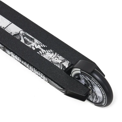 Raven Evolution Xalor Silver ABEC9 120mm HIC freestyle koloběžka