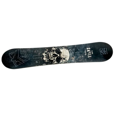 Raven Skull Super Wide snowboard + sleva 500,- na příslušenství