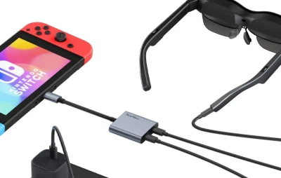 RayNeo šedý USB-C nabíjecí adaptér pro brýle AR