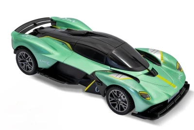 RC auto Aston Martin Valkyrie 1:24 olivově zelená RC auto Aston Martin Valkyrie 1:24 olivově zelená