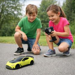 RC auto Aston Martin Vantage 1:24 2,4 GHz RTR