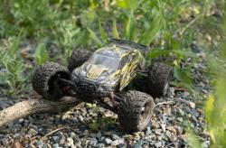 IQ models RC truggy XLH X9116 2WD žlutá