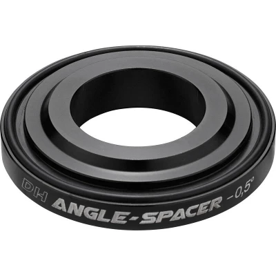 Reverse DH Angle Spacer 0,5° černá distanční podložka, redukce 1,5" na 1 1/8"