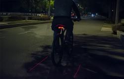 Rockbros Chytré laserové koncové světlo LKWD-R1