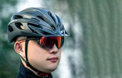 Rockbros Cyklistická přilba s brýlemi TT-16 (černá)