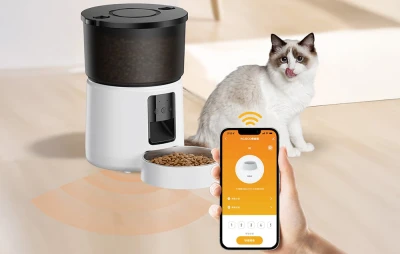 Rojeco Dávkovač 3L WiFi verze Smart Feed (bílý)