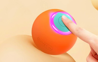 Rojeco Interaktivní míč pro kočky (oranžový)