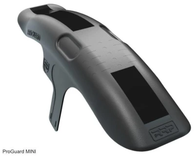 RRP Proguard Front Mini Plain Black blatník RRP Proguard Front Mini Plain Black blatník