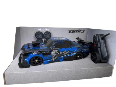 RC driftovací auto Ford Mustang světla, pára, baterie, 1:16 4WD