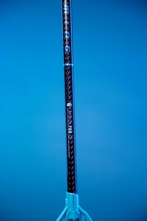 Salming Q-series Carbon Pro 2.0 Trident TX 27 Black / LagunaBlue + sleva 400,- na příslušenství