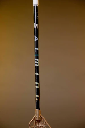 Salming Q-series Carbon Swift Trident TX 27 Black / Champagne + sleva 400,- na příslušenství