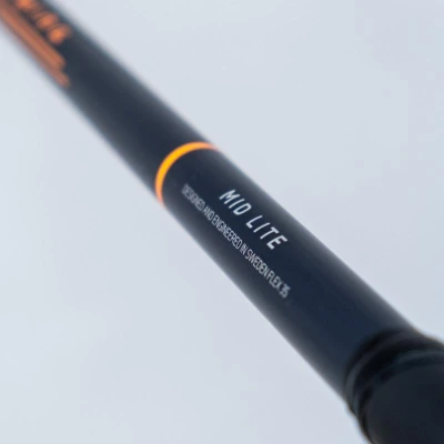 Salming Quest2 Mid Midlite 35 JR Navy/Nectarine florbalka