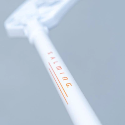 Salming Quest2 Mid Midlite 35 JR White/Nectarine florbalka