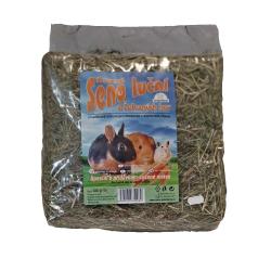 Seno luční s mrkví JLP 15 l (bal. 8 ks) Seno luční s mrkví JLP 15 l (bal. 8 ks)