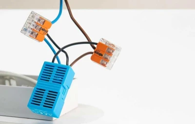 Shelly 1L Gen3 azurový WiFi 1kanálový regulátor osvětlení bez neutrálu