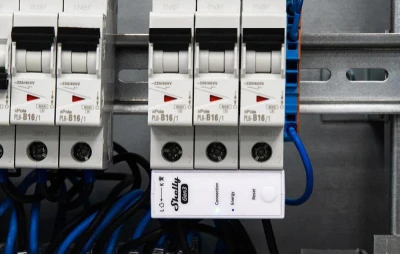 Shelly 3EM-63T Gen3 1/3-kanálový měřič energie WiFi (plochá svorka)