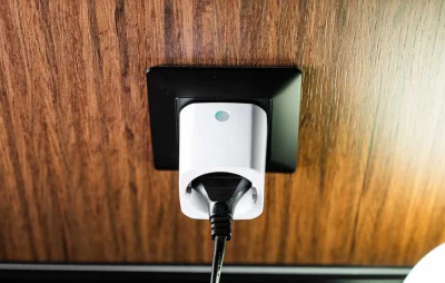 Shelly Plug M Gen3 bílá Wi-Fi chytrá zásuvka