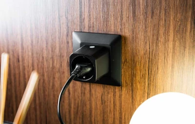 Shelly Plug M Gen3 černá chytrá zásuvka