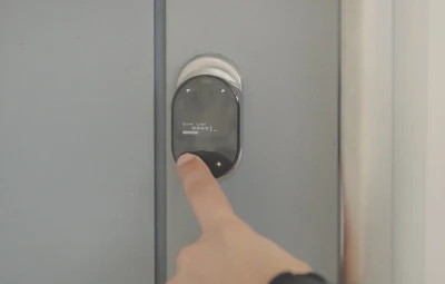 Shelly LOQED Touch 2S černý chytrý dveřní zámek
