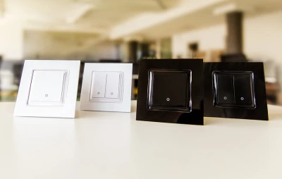 Shelly Wall Switch 2 černý nástěnný spínač se 2 tlačítky