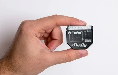 Shelly Wave 2PM černý dvoukanálový Z-Wave vypínač světla