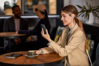 Shokz OpenFit béžová Bluetooth bezpečná sportovní sluchátka