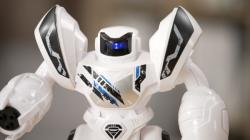 Silverlit Robot Blast LED bílý