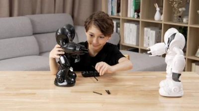 Silverlit Robot Blast LED černý