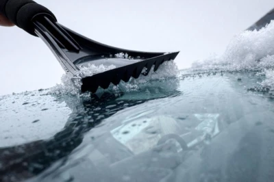 SIXTOL Škrabka na ľad do auta CAR ICE 1