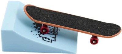 Skateboard prstový set s rampou různé druhy plast na kartě