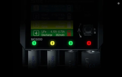 SkyRC MC5000 černá USB-C nabíječka a analyzátor baterií