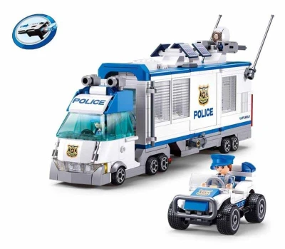 Sluban Metropolis Zásahová jednotka Polícia 510 dielikov + 4 figúrky (stavebnica)