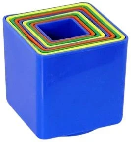 Směr Kubus (kostky) pyramida hranatá II