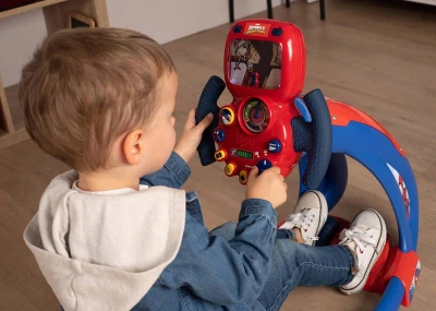 Smoby Trenažér V8 Driver Spidey simulátor riadenia na batérie Svetlo Zvuk