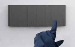 Sonoff Chytrý WiFi nástěnný spínač M5-3C-80 (3kanálový, pro rám, grafitový)