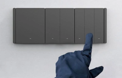 Sonoff Chytrý WiFi nástěnný spínač M5-3C-80 (3kanálový, pro rám, grafitový)