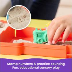 SPIN MASTER Kinetic Sand Farma herný set tekutý piesok 340g s doplnkami