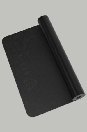 STRIX Podložka na cvičení Yoga Mat Black (VÝPRODEJ)