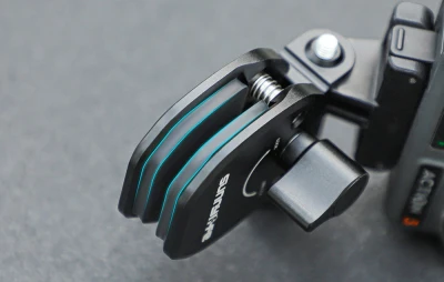 Sunnylife ZJ846 černý držák na motorku pro sportovní kamery